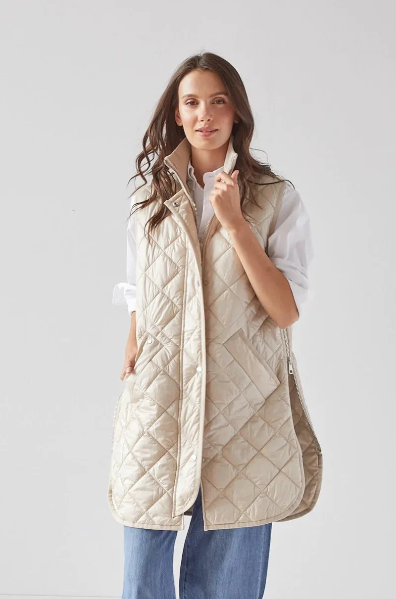 Adroit Destiny Long Vest | Champagne + Navy