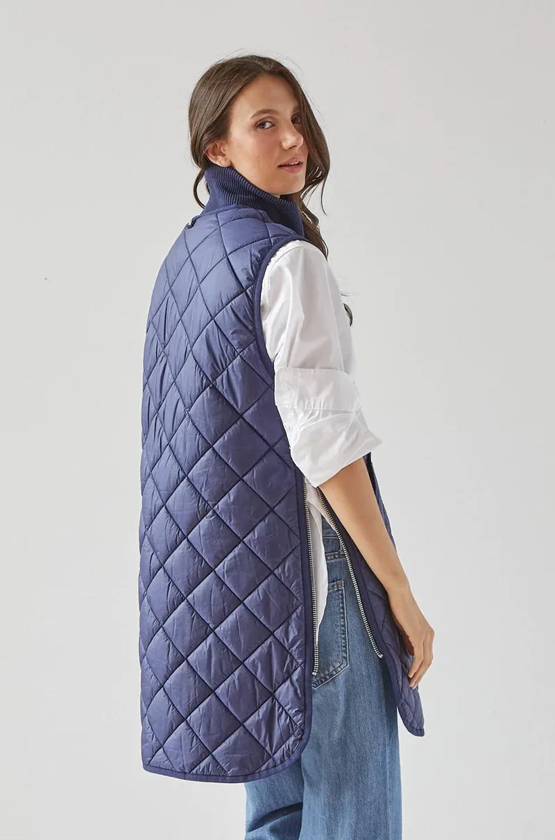 Adroit Destiny Long Vest | Champagne + Navy