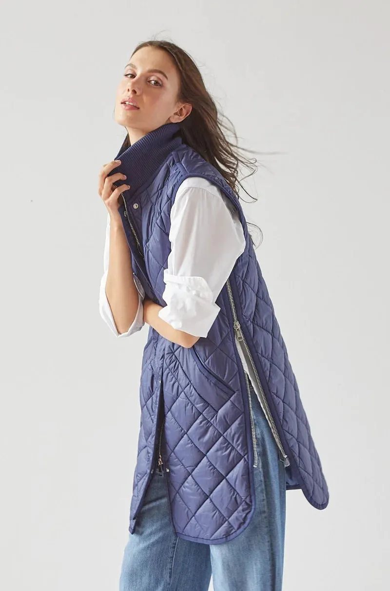 Adroit Destiny Long Vest | Champagne + Navy