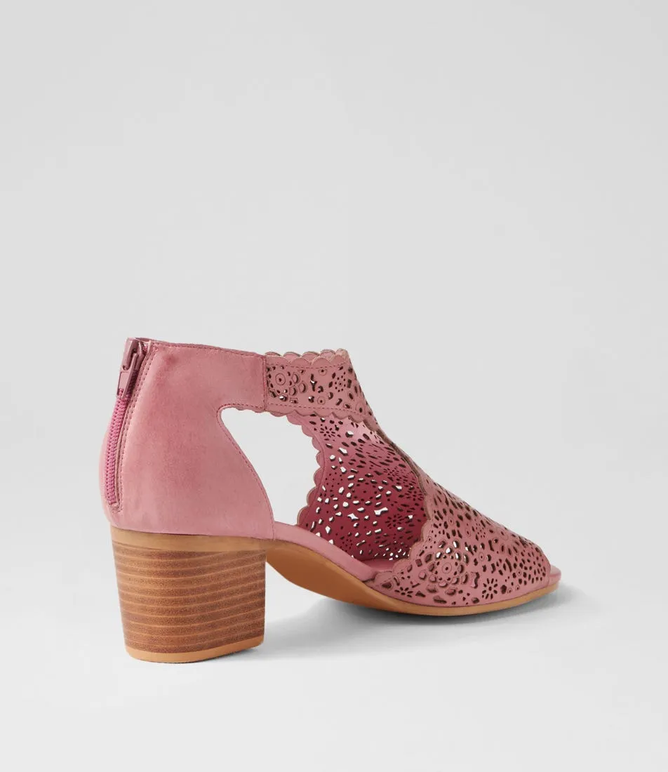 DJANGO & JULIETTE Bames Lrg Pretty Pink Leather Sandals