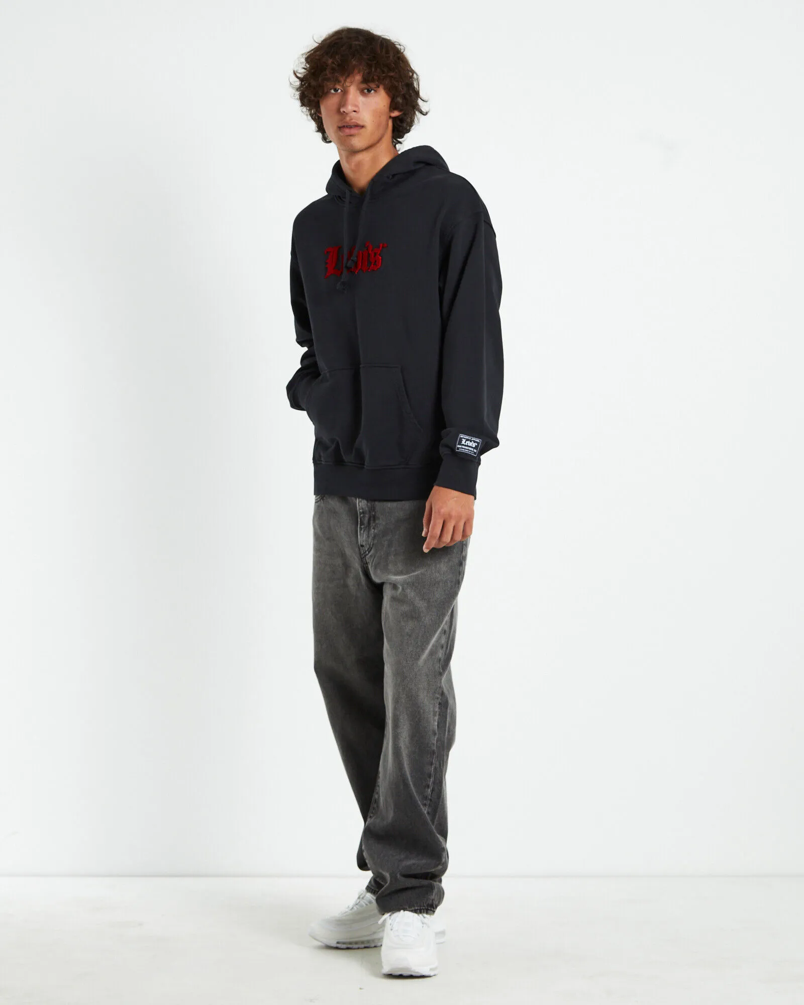 Levis Relaxed Graphic Old English Hoodie Caviar Black