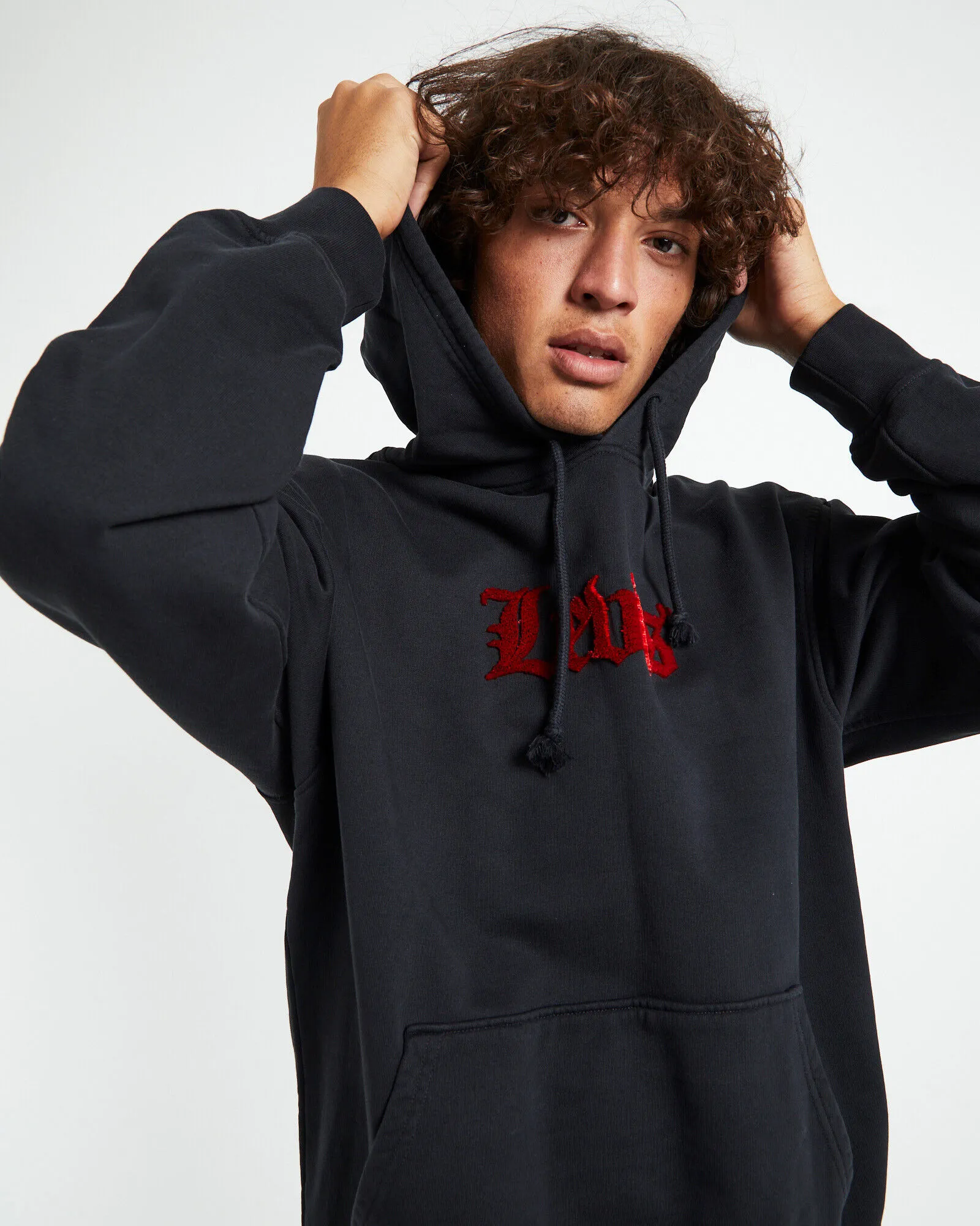 Levis Relaxed Graphic Old English Hoodie Caviar Black