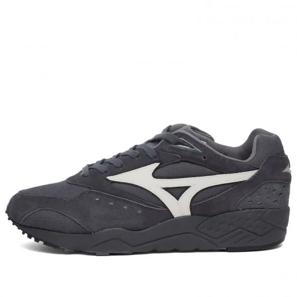 Mizuno Contender Premium Sneakers in Ebony/Snow White/Opal Grey