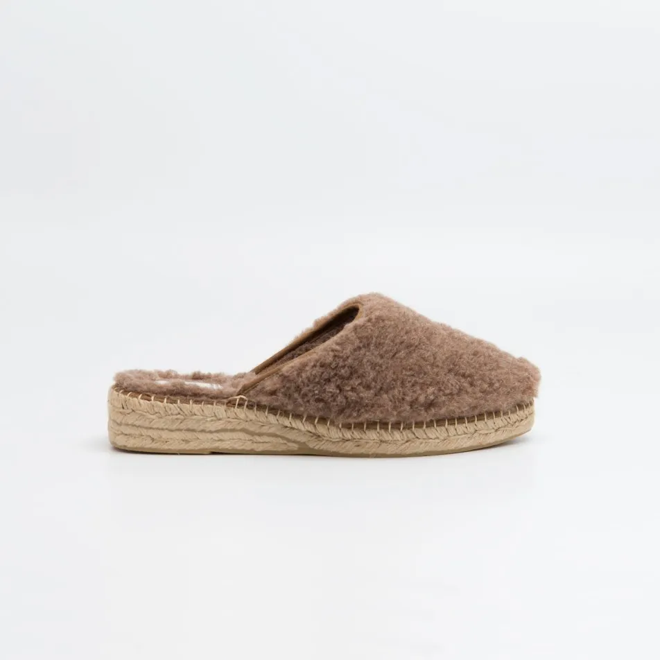 Naguisa Ile taupe slipper