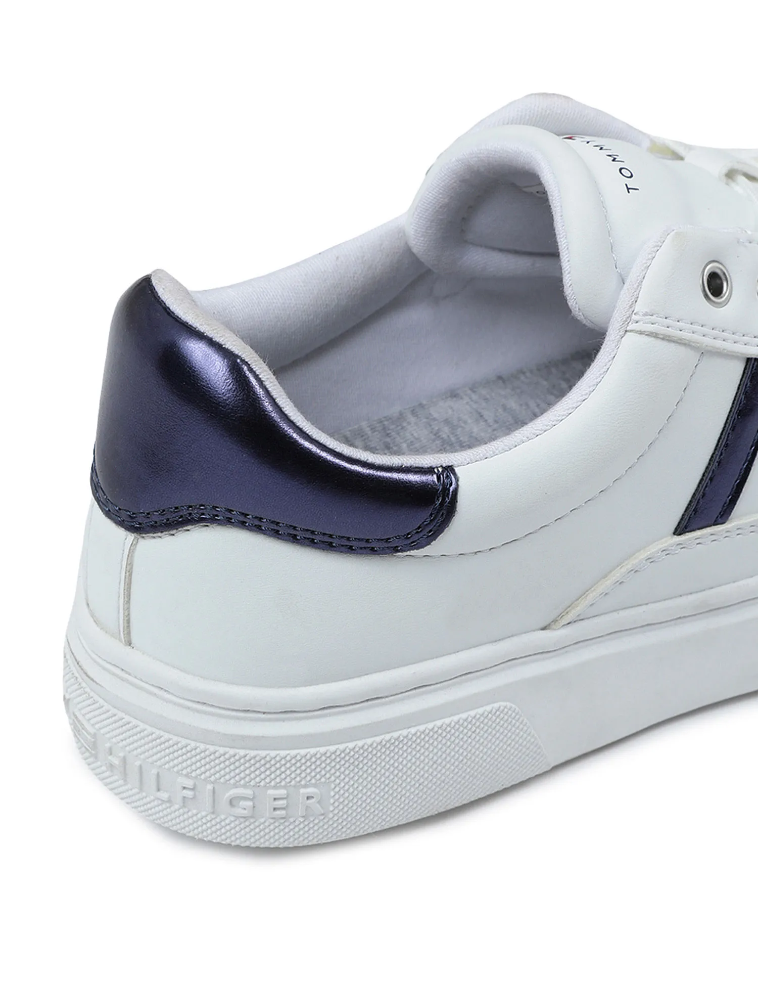 Tommy Hilfiger Kids Girls Flag Low Cut Lace-up Sneakers